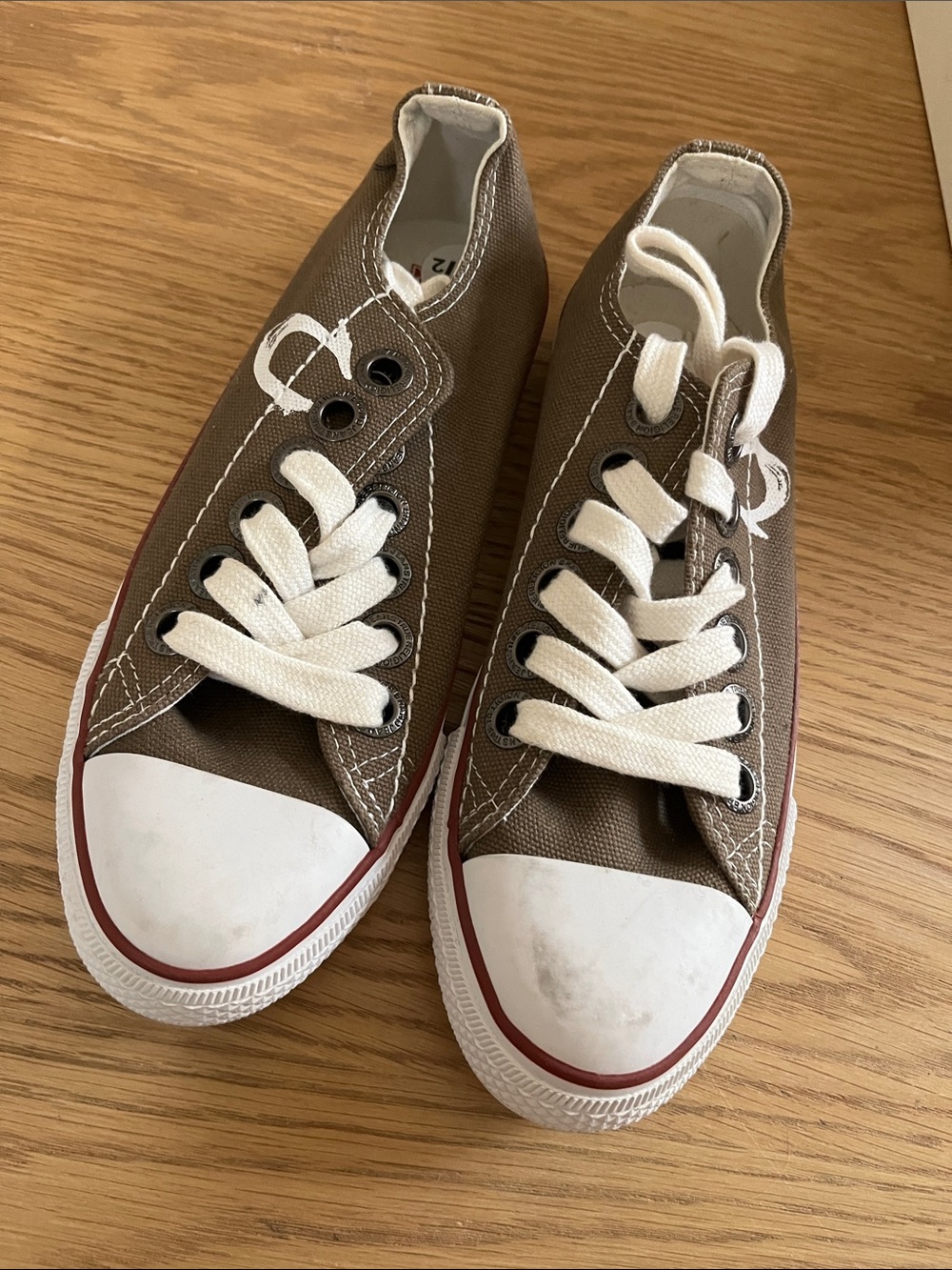 True Religion Brown Canvas Low-Top Sneakers with White Accents